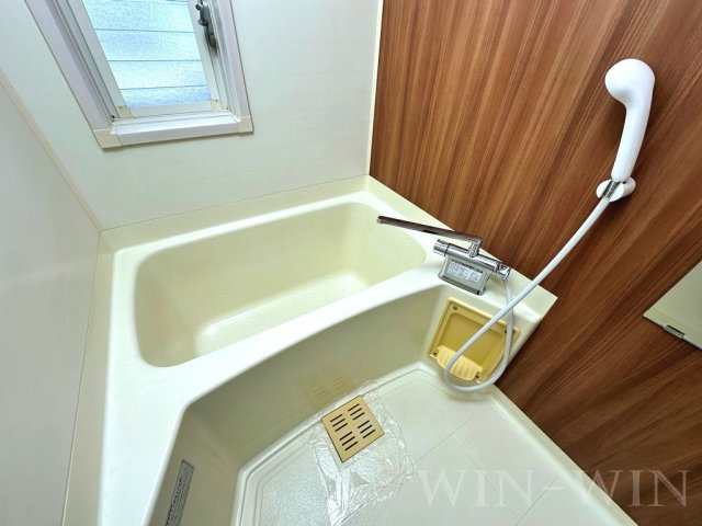 ウイングコート向山 Bの浴室