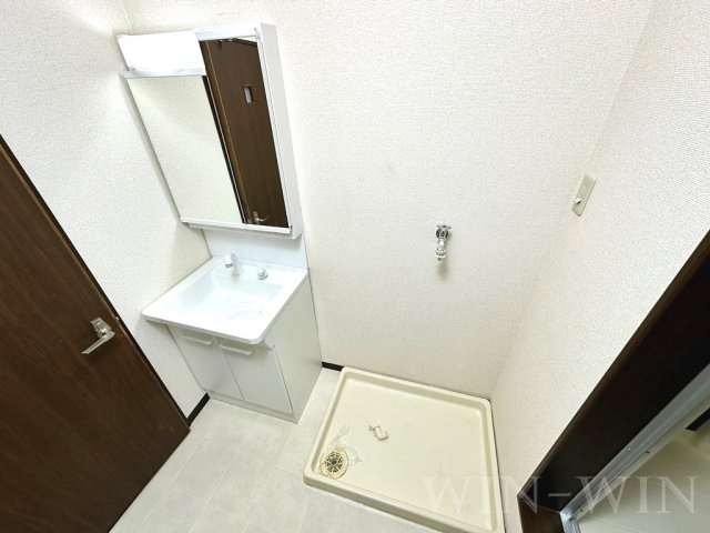 ウイングコート向山 Bの独立洗面台