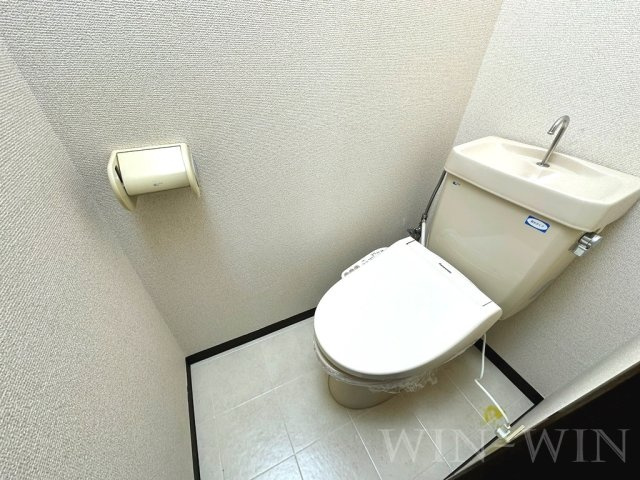 ウイングコート向山 Bのトイレ