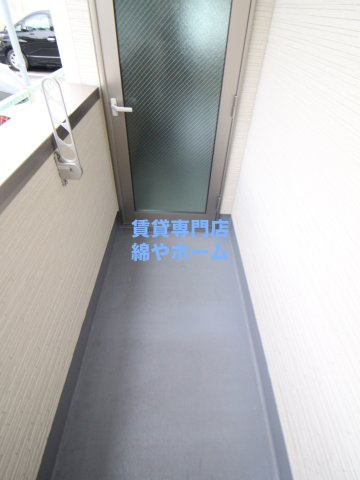 フジパレス長居西Ⅲ番館のバルコニー|外からの目が気にならないバルコニーで洗濯物が干せます