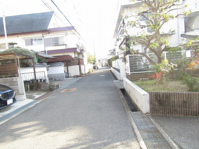 エポック・サワの周辺