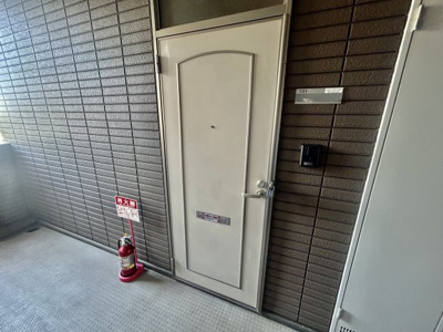 【玄関】 | メゾンドゥーズ