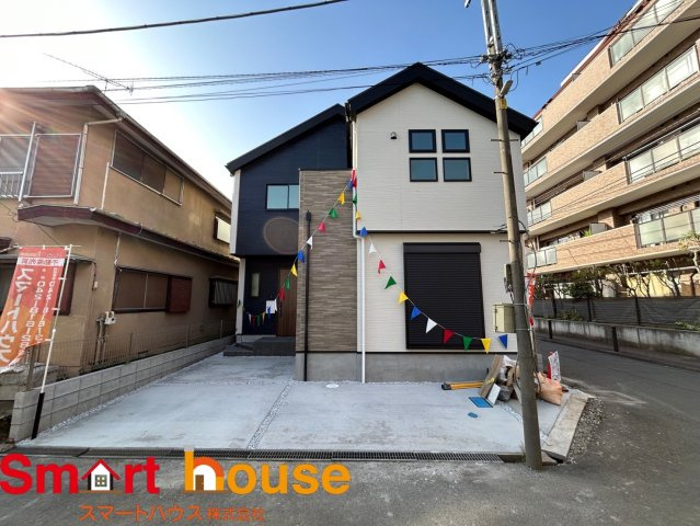 相模原市南区相模台　新築1棟　LDK20帖　車2台駐車可　東南角地　の外観