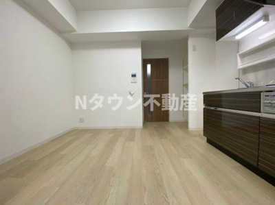 【居間・リビング】 | モンテーニュ名駅 | 使いやすいリビングです