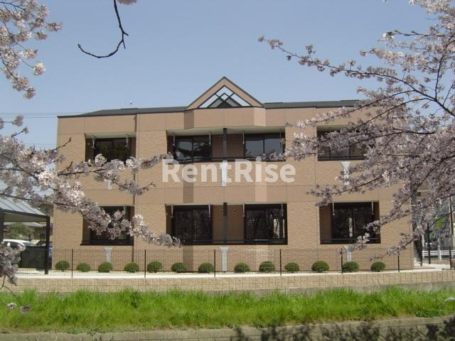 江南市布袋町西のアパート