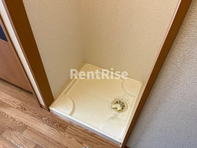 江南市布袋町西のアパート|洗濯機置場
