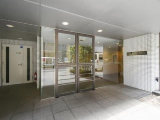 【エントランス】 | 高級感のある玄関です