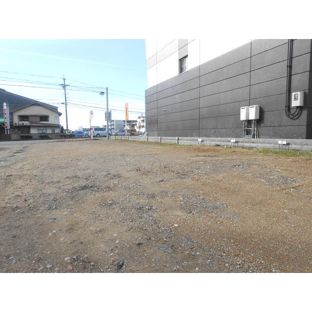 鏡島精華３丁目杉山駐車場の外観