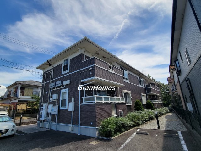 ルミエール魚住の外観