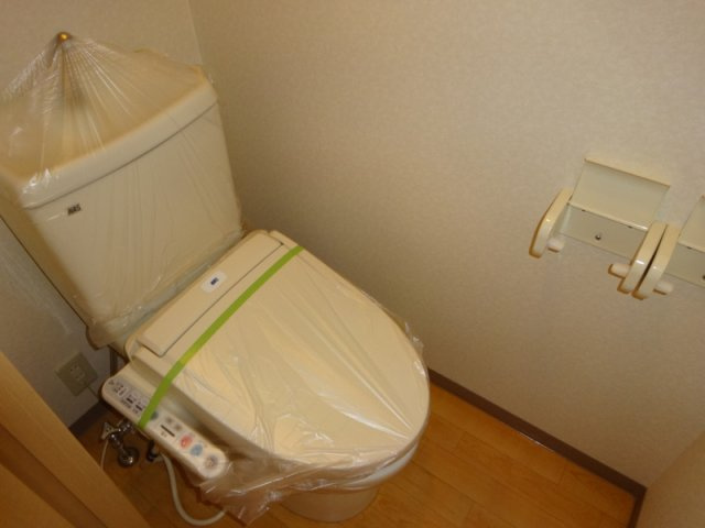 メゾンエルシオンのトイレ