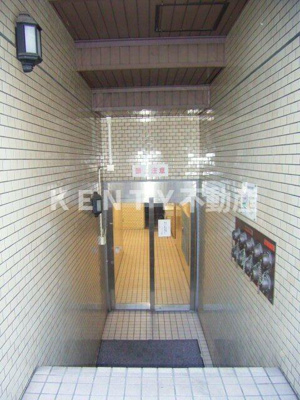 【エントランス】 | ペガサスステーションプラザ蒲田 | 清潔なエントランスです