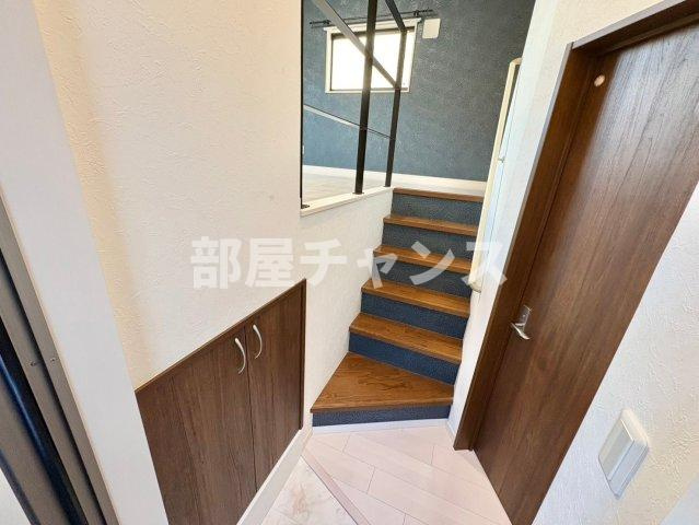 Bliss中村日赤の玄関