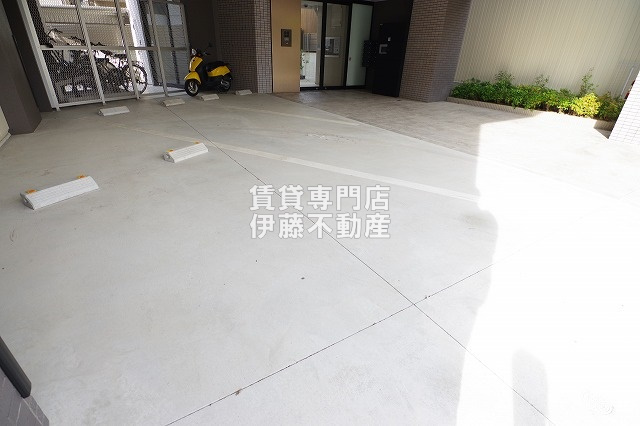 セントフィオーレ上名古屋の駐車場