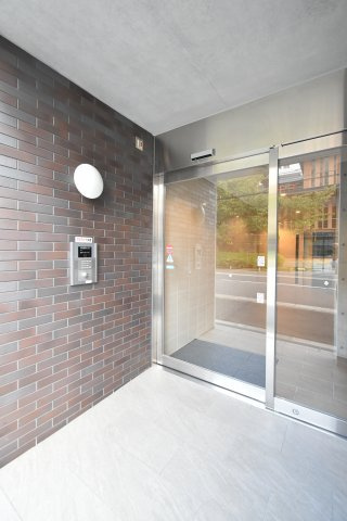 メゾンエヌ南堀江のロビー
