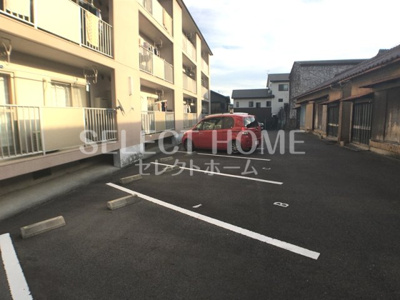 【駐車場】 | サンライフたつき | 駐車場です