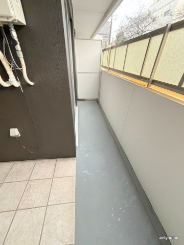 アミル5番館　仲介手数料無料のバルコニー