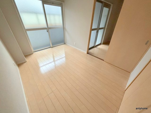 アミル5番館　仲介手数料無料の洋室