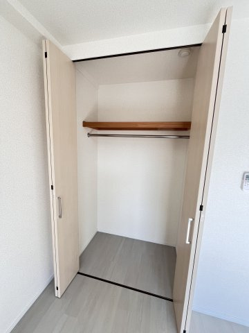 大阪市城東区野江１丁目の賃貸マンションの収納