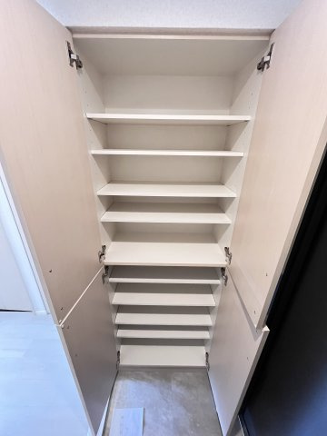 大阪市城東区野江１丁目の賃貸マンションの玄関