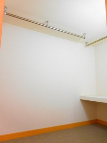 レオパレスミント千里の収納|同型タイプ