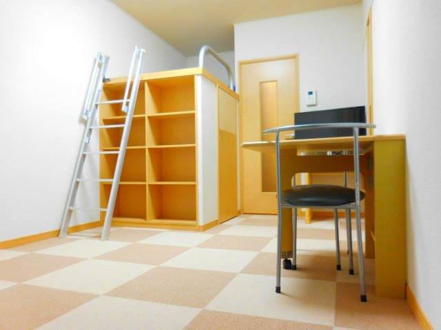 レオパレスミント千里の居間・リビング|同型タイプ