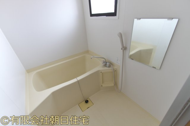 オークハイム広の浴室