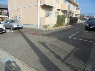 【駐車場】