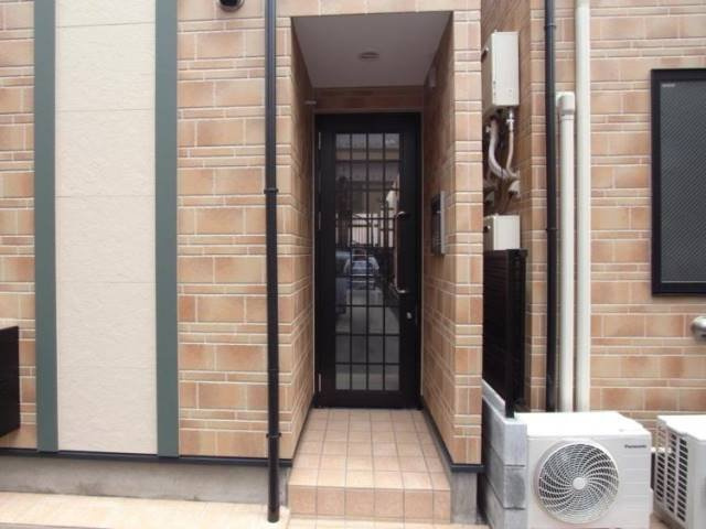 中野区東中野５丁目のアパートのエントランス|毎日通るエントランスはこのようになっています
