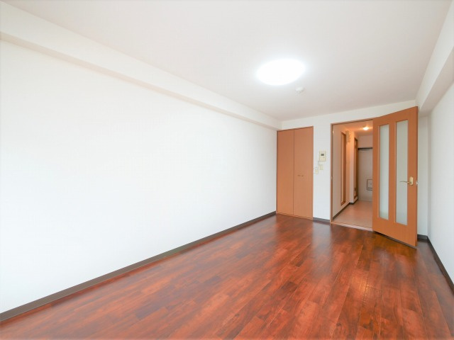 ドミール江戸堀の居間・リビング