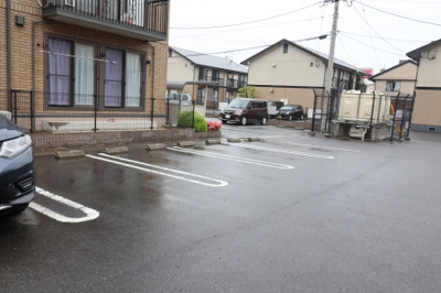 【駐車場】 | メゾンドールβ G棟