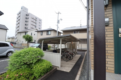 【駐車場】 | メゾンドールβ G棟