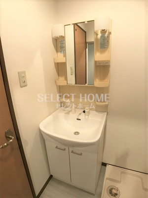 【独立洗面台】 | SERES. | 独立洗面台、朝の身支度には欠かせません