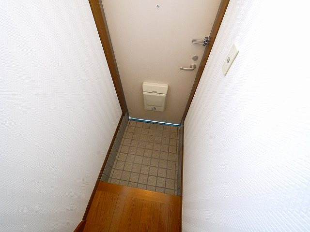 サクラホーム紀寺の玄関|毎日通る玄関はこちらです