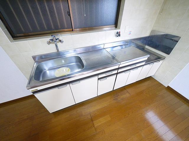 サクラホーム紀寺のキッチン|使いやすいキッチンです