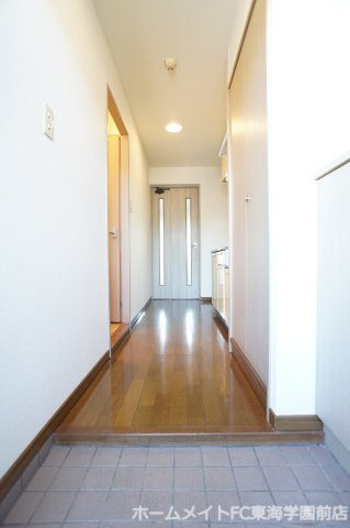 熊本市西区池田４丁目の賃貸マンションの玄関
