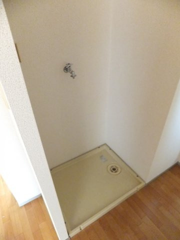 サンハイツⅠのその他|洗濯機置き場