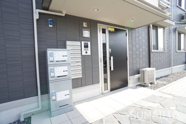 熊本市南区江越１丁目のアパートのエントランス