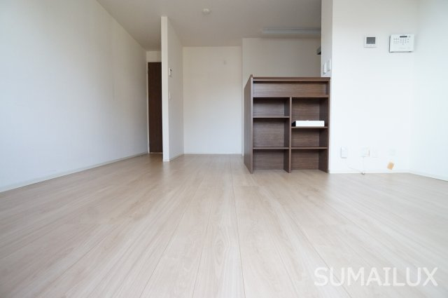 熊本市南区江越１丁目のアパートの居間・リビング