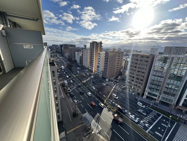 リノベーション済み☆３沿線利用可☆眺望良好１２階部分☆リビング床暖房有り☆エアリアル・シティ四条堀川の展望|バルコニーからの眺望