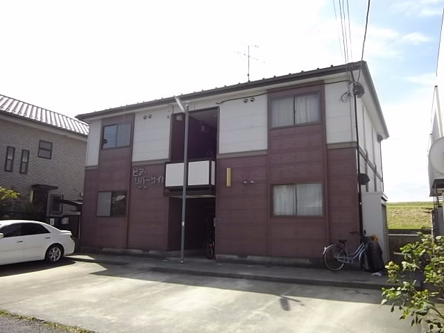 ピア・リバーサイドの駐車場