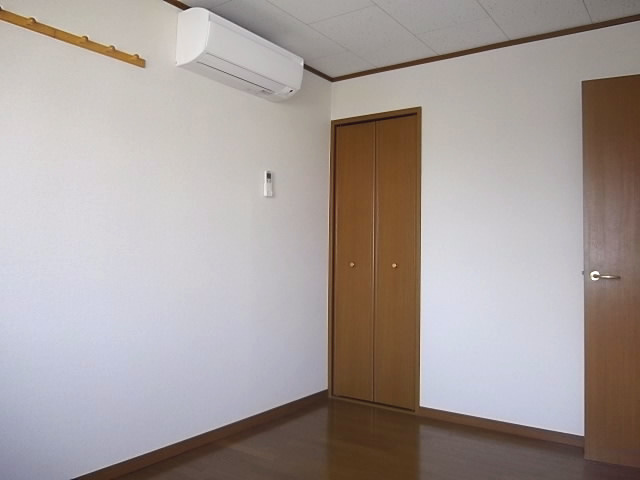 ピア・リバーサイドの洋室