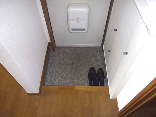 ピア・リバーサイドの玄関