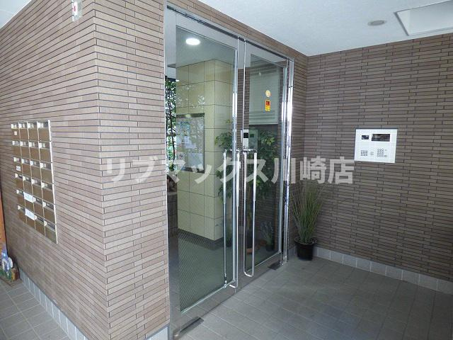 【エントランス】ウイングユキクラ 