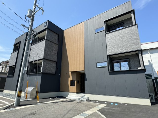 鳥取市松並町２丁目のアパートの外観