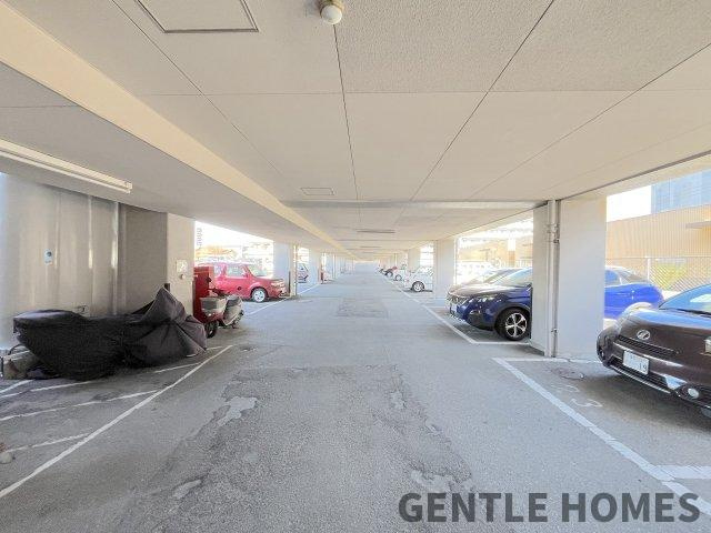 シティライフ箱崎7の駐車場