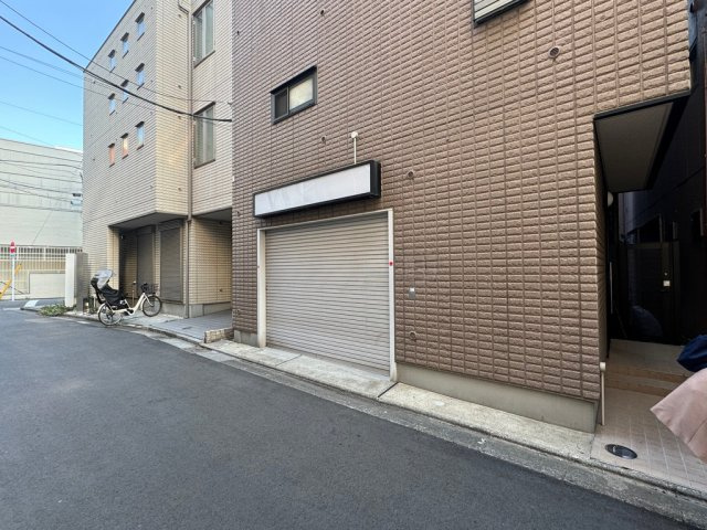 鈴木邸１階店舗の外観
