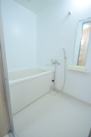 【浴室】 | ゆったり過ごせるお風呂です