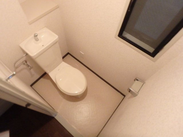 【トイレ】 | ドムストリア | トイレです