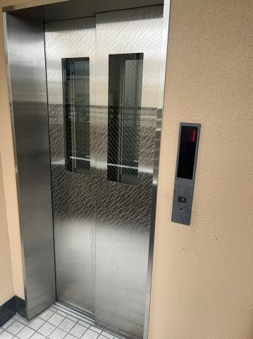 ロアール円山のその他共用部分|エレベーター
