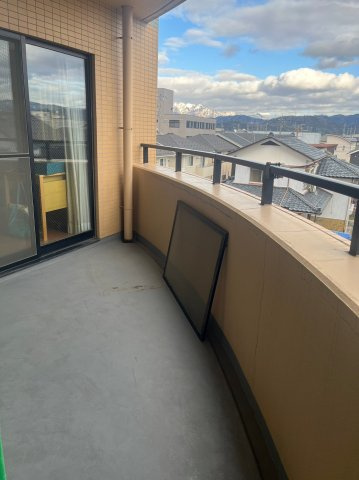 ロアール円山のバルコニー